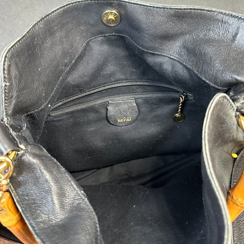 🖤 GUCCI BLACK LEATHER SHOULDER BAG W/ BAMBOO HANDLE & STRAP - VINTAGE 🖤 - Picture 8 of 10